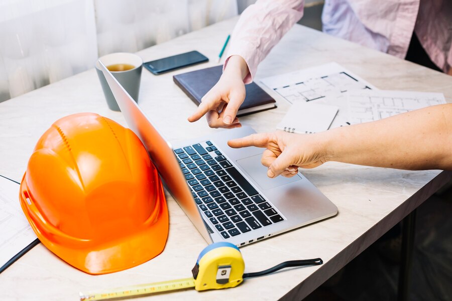 Lee más sobre el artículo Optimiza el futuro de tu empresa: Descubre por qué un plan de mantenimiento anual es la clave para elevar el éxito de tu empresa.